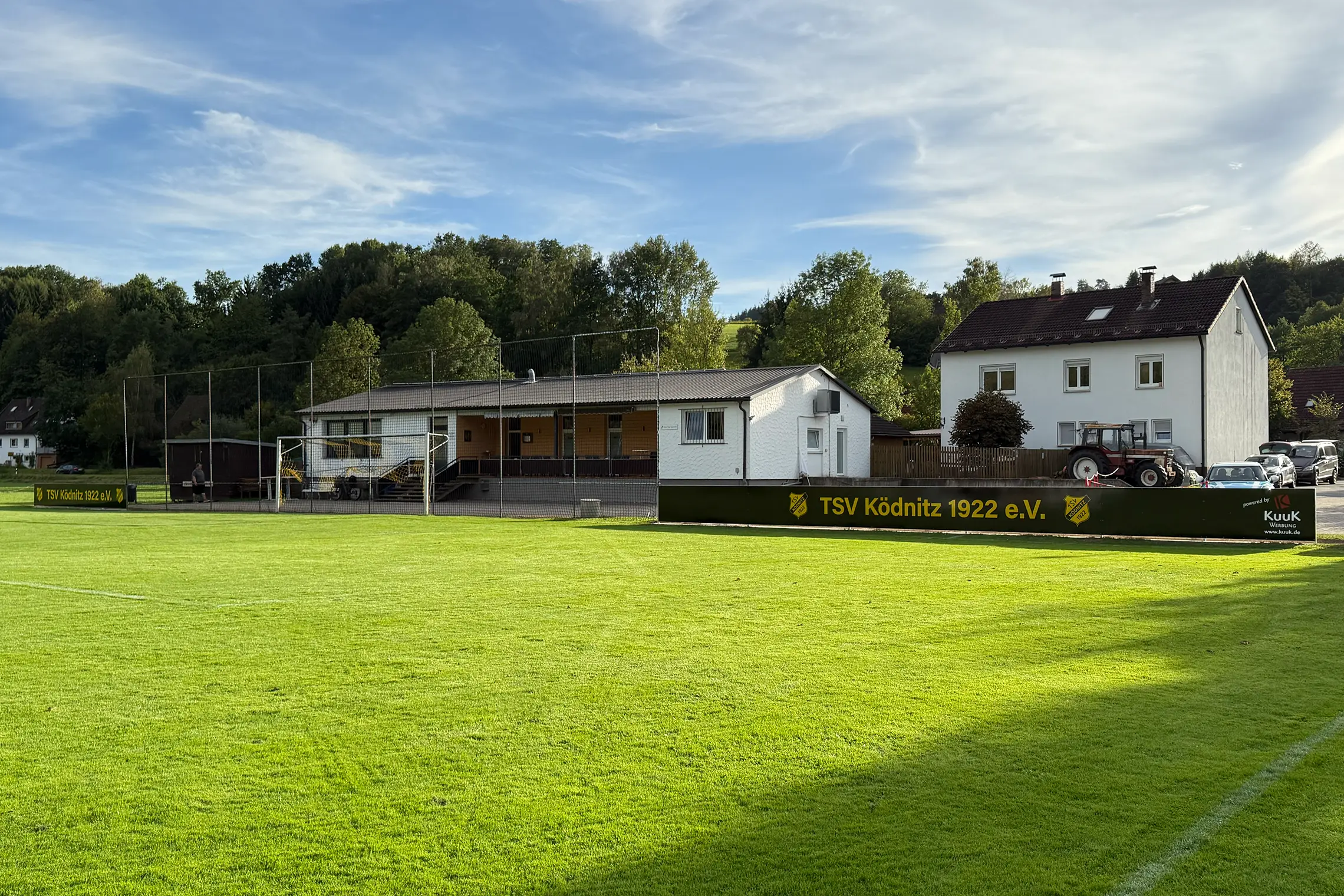 Neuer Ballfang und neue Bande